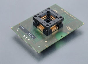 AP3 QFP100-1.02 R7F-2