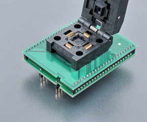 DIL48/QFN44 ZIF-CS MAXQ-1