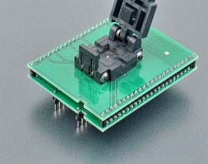 DIL48/QFN68 ZIF-CS CY-2