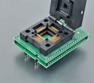 DIL48/QFP80 ZIF-CS HCS12-2