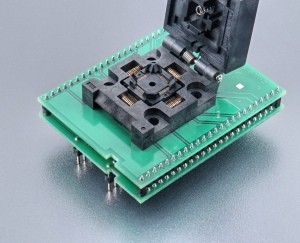 DIL48/QFP48 ZIF-CS ARM-2