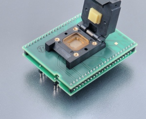 DIL48/QFN64-2.01 ZIF-CS ARM-7