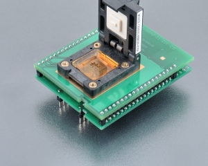 DIL8/BGA8-11 ZIF-CS