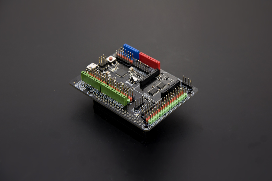 Arduino Portenta Machine Control DSC0765 1