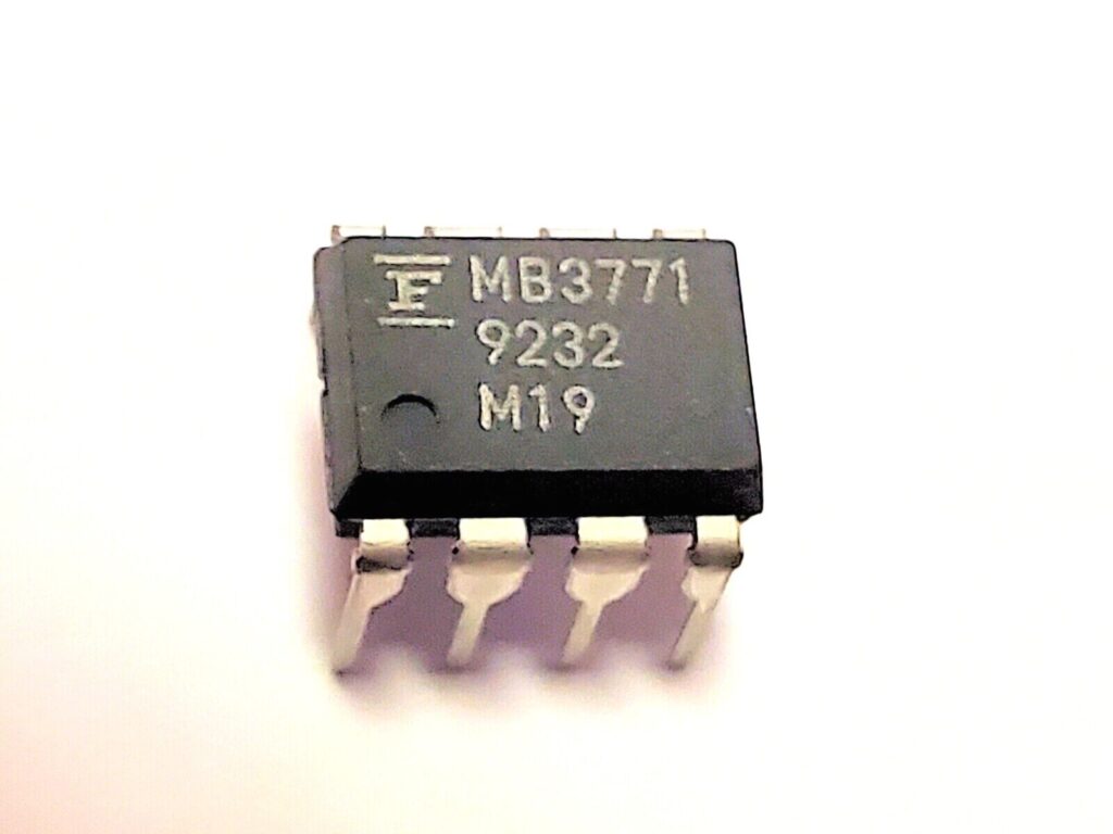 MB3771 DIP-8