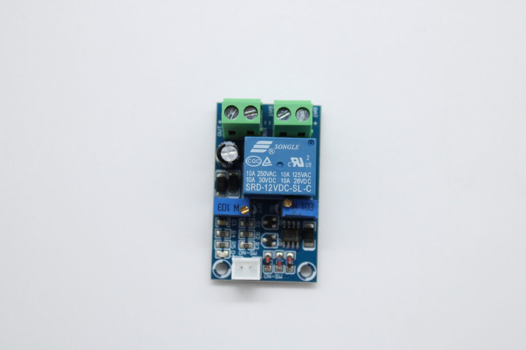 Besomi Electronics 12V Battery Charging Controller Protection Board - Intelligent Battery Charging Controller for RVs, Boats, and Solar Power Systems - Overcharge and Over-discharge Protection